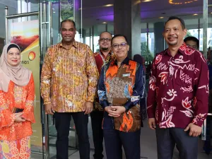 Majlis Peluncuran Flagship-3