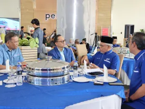 JOM POTONG PPZ MAIWP x GLORIA JEANS - 3