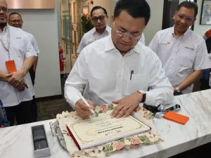  SELAMAT DATANG TAHNIAH YBHG DATUK NOR AZAM BIN M TAIB  KETUA PENGAWAI EKSEKUTIF - 6