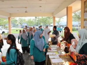 CSR Jejak Cemerlang SMK Datuk Bahaman 2