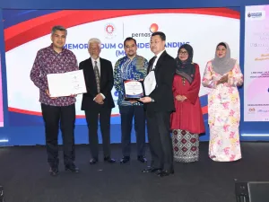 Majlis Menandatangani Memorandum Persefahaman (MoU) antara Pernas dan MARA